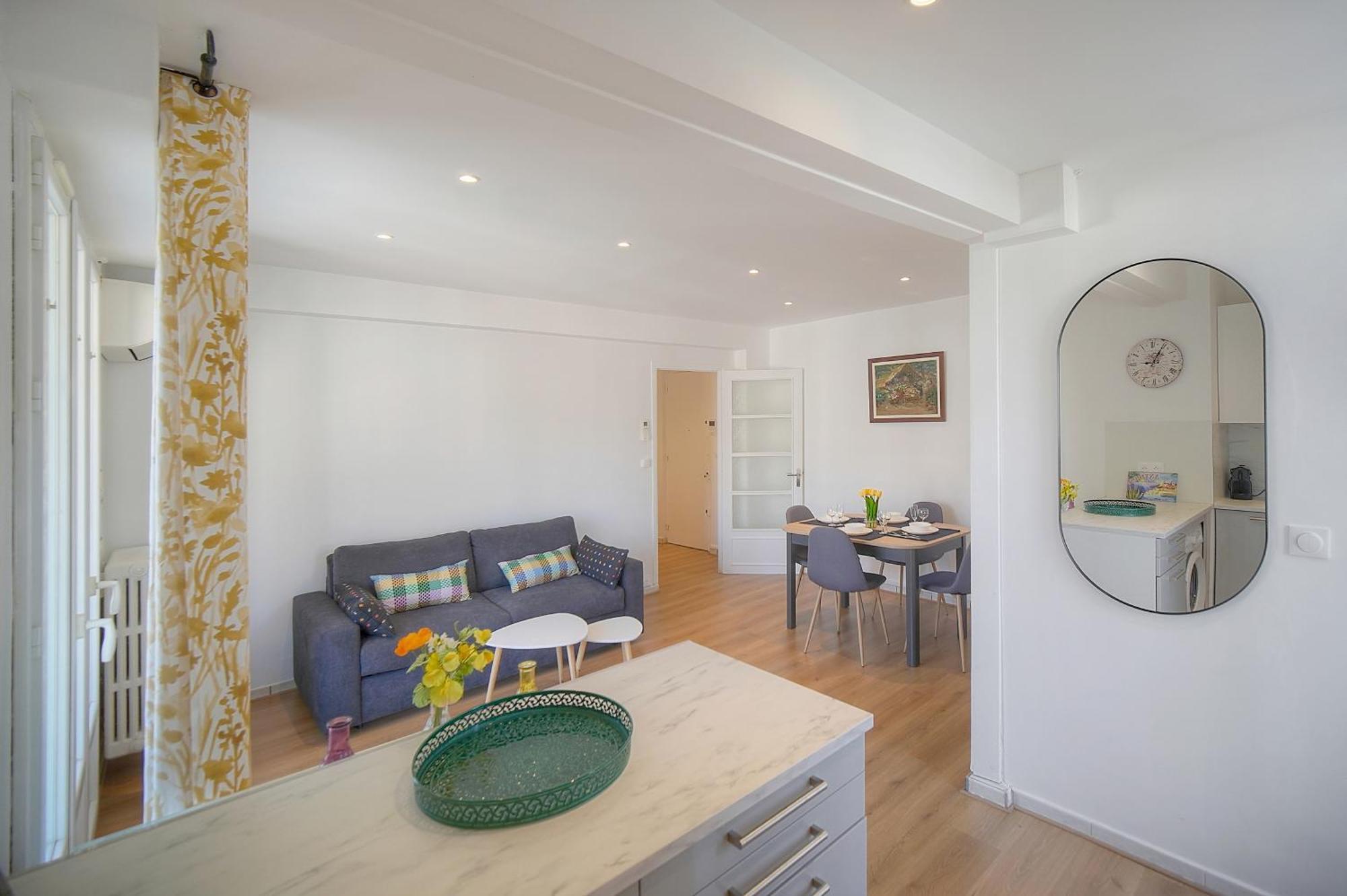 Immogroom - Bright And Modern With A-c Apartment Cannes